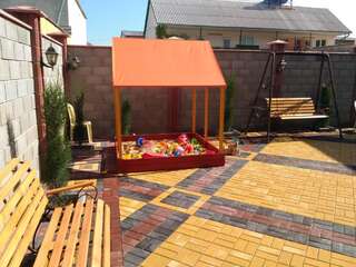 Гостиница Raatlan Guest House Судак-1