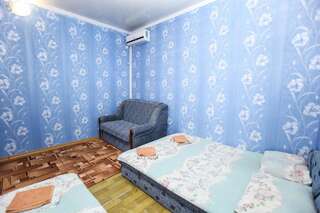 Гостиница Raatlan Guest House Судак Стандартный семейный номер-4